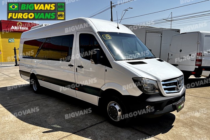 Galeria de fotos - Sprinter 2019 515 Extra Longa Executiva Original 21L Branca